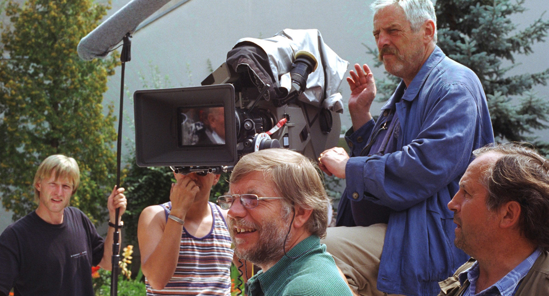 Reinhard Schwabenitzky (Regie), Walter Kindler (Kamera), und Team…